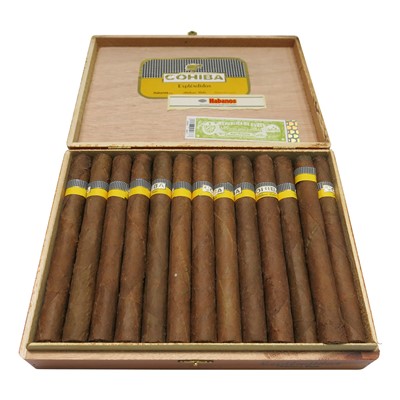 Lot 82 - An opened box of twenty five Habanas Cohiba...
