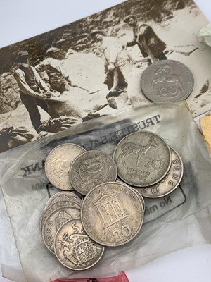Lot 13 - Great Britain & Isle of Man Coins etc - A box...