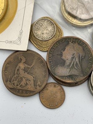 Lot 13 - Great Britain & Isle of Man Coins etc - A box...