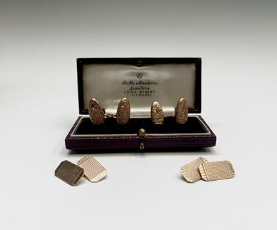 Lot 23 - Two pairs of 9ct gold cuff links 8.5gm