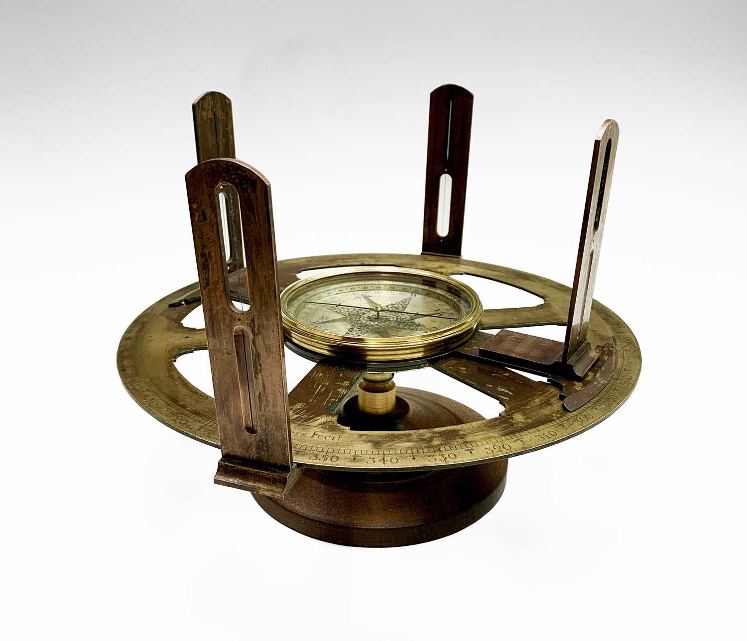 Lot 430 - An early 18th century brass circumferentor,...