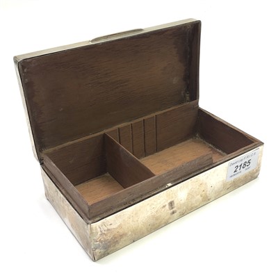 Lot 2185 - An Engine turn silver cigarette box.
