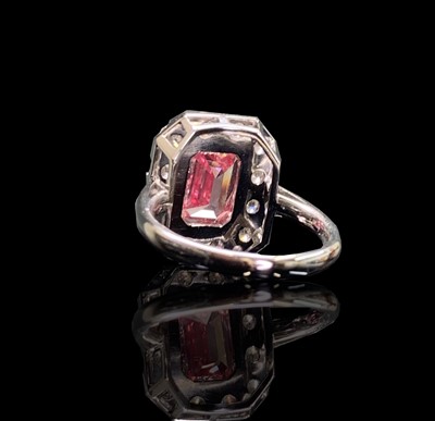 Lot 144 - A rare and valuable 3.16ct pink diamond ring,...
