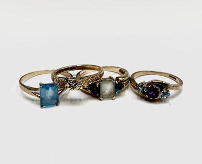 Lot 84 - Four 9ct gold rings 8.3gm