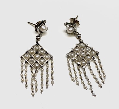 Lot 34 - A pair of exquisite Belle Epoch platinum...