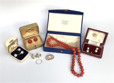 Lot 2590 - A pearl set 9ct gold ring and two pairs of...