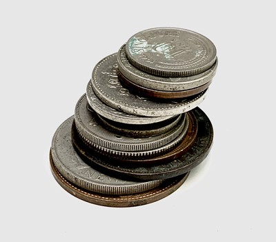 Lot 24 - G.B. & World Coinage - A collection of G.B....