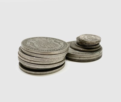 Lot 24 - G.B. & World Coinage - A collection of G.B....
