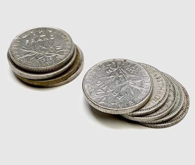 Lot 24 - G.B. & World Coinage - A collection of G.B....