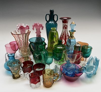 Lot 832 - A selection of Victorian and later glass, to...