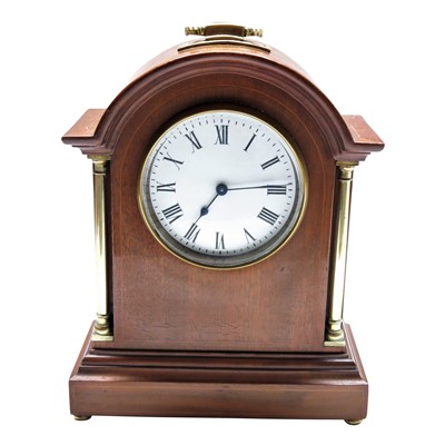 Lot 3023 - An Edwardian inlaid mahogany mantel clock with...