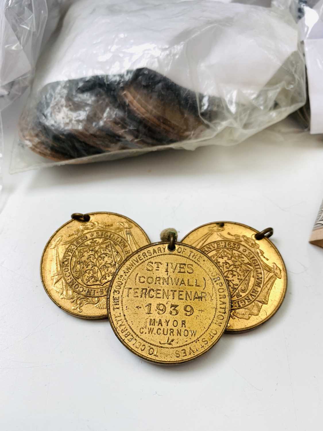 Lot 23 - GB & Foreign Coinage & Cornish Interest - A...
