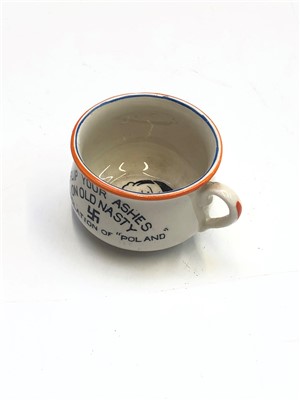 Lot 1022 - A novelty Fieldings ashtray modelled as a...