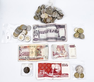 Lot 1 - World Coinage A bag containing redeemable...