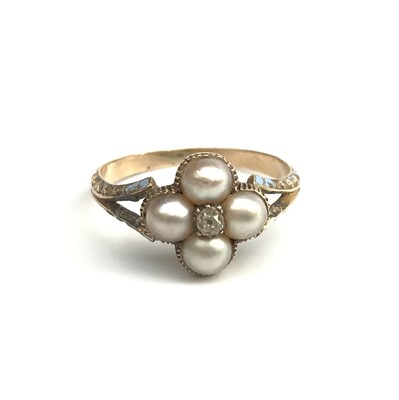 Lot 2756 - A late Victorian diamond and pearl cluster...