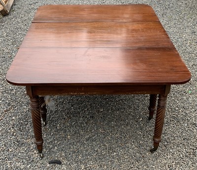 Lot 3081 - A Regency mahogany extending dining table,...
