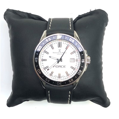 Lot 2486 - A Bernhard H. Mayer gentleman's automatic...