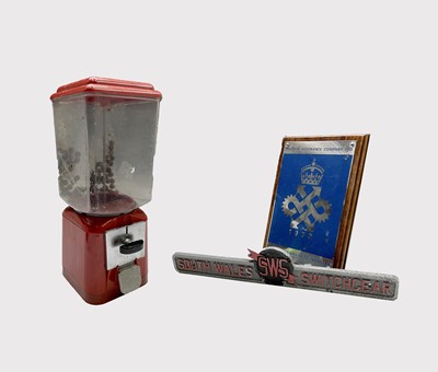 Lot 147 - A counter top sweet vending machine, height...