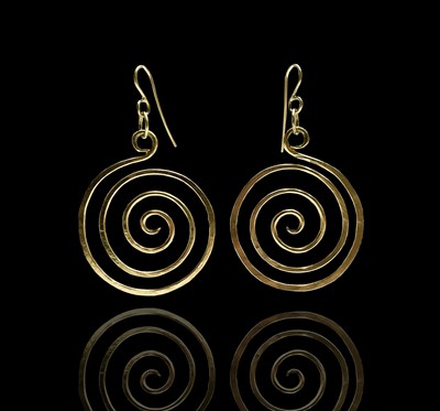 Lot 139 - A pair of 18ct gold Janet Slack earrings each...