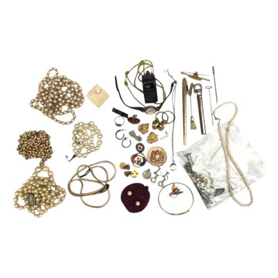 Lot 2818 - Costume jewellery etc.