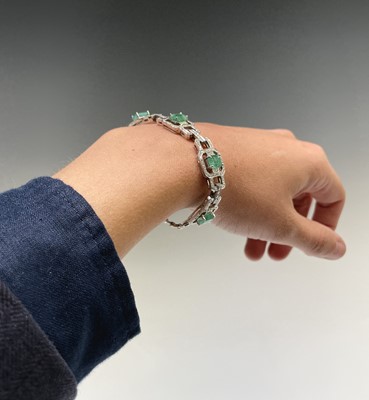 Lot 184 - An impressive Mappin and Webb 18ct white gold...