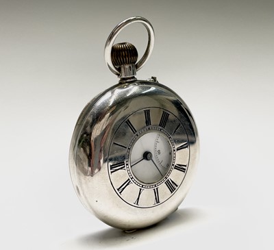 Lot 143 - A silver keyless half-hunter pocketwatch,...