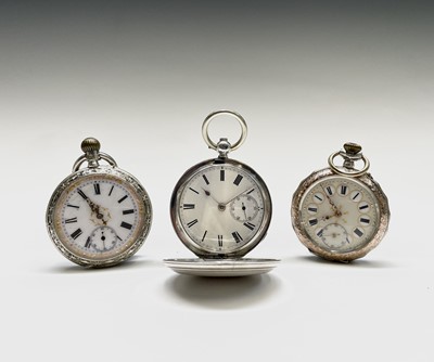 Lot 129 - A full hunter silver key wind pocket watch by...