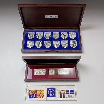 Lot 293 - Silver Ingots - The Royal Arms set of 12 and...