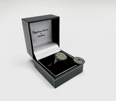 Lot 86 - An ancient bronze ring and an ancient coin