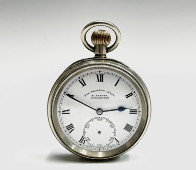 Lot 21 - A Victorian silver cased open face key wind...