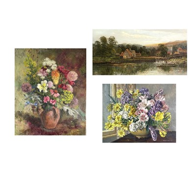 Lot 274 - Gwendoline WHICKER (1900-1966) Still life with...