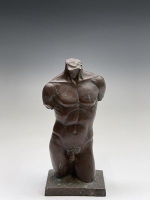 Lot 1067 - Alec WILES (1924) Males Torso Bronzed resin...