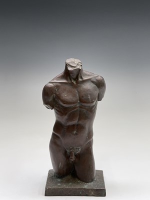 Lot 1067 - Alec WILES (1924) Males Torso Bronzed resin...