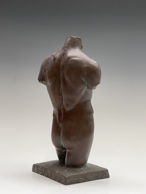 Lot 1067 - Alec WILES (1924) Males Torso Bronzed resin...