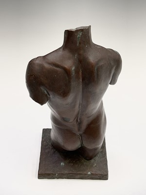 Lot 1067 - Alec WILES (1924) Males Torso Bronzed resin...