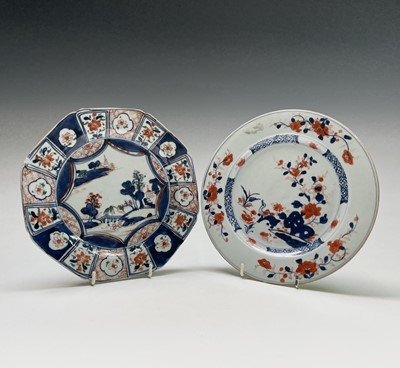Lot 3 - A Chinese Imari porcelain octagonal plate,...