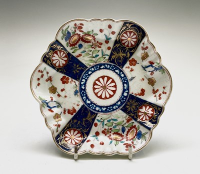 Lot 27 - A Worcester Queens pattern porcelain hexagonal...