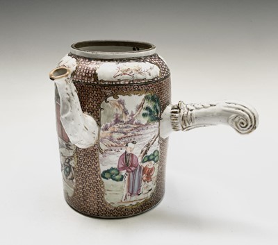 Lot 144 - A Chinese Export Mandarin pattern porcelain...