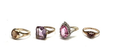 Lot 186 - A 14ct gold ring set a reg stone Size H/I...