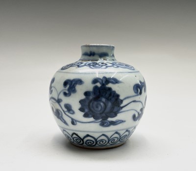 Lot 61 - A Chinese blue and white porcelain water pot,...