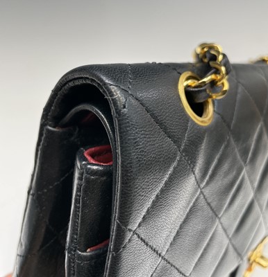 Lot 2828 - Chanel. Vintage shoulder bag. Classic Double...