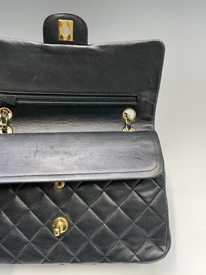 Lot 2828 - Chanel. Vintage shoulder bag. Classic Double...
