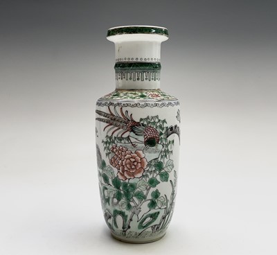 Lot 94 - A Chinese famille verte porcelain vase, 19th...