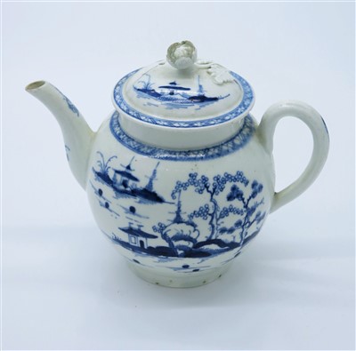 Lot 1362 - A Worcester blue and white porcelain teapot,...