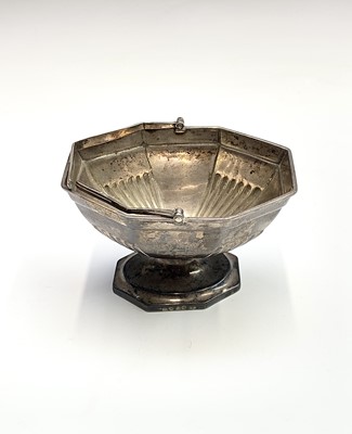 Lot 43 - A George III silver octagonal sugar bowl by...