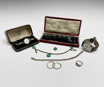 Lot 205 - A Seiko kinetic wristwatch, a ladies Tissot...