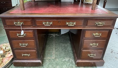 Lot 3158 - An Edwardian mahogany twin pedestal writing...
