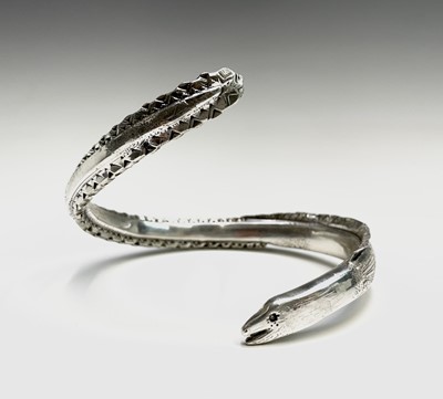 Lot 268 - A heavy naturalistic .999 pure silver 'Eel'...