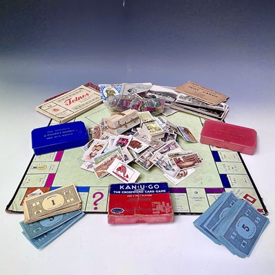 Lot 939 - Cigarette Cards, Miscellaneous Games and...