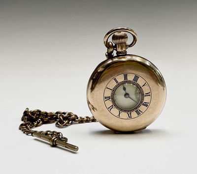 Lot 25 - A Waltham Seven Jewels half hunter keyless...